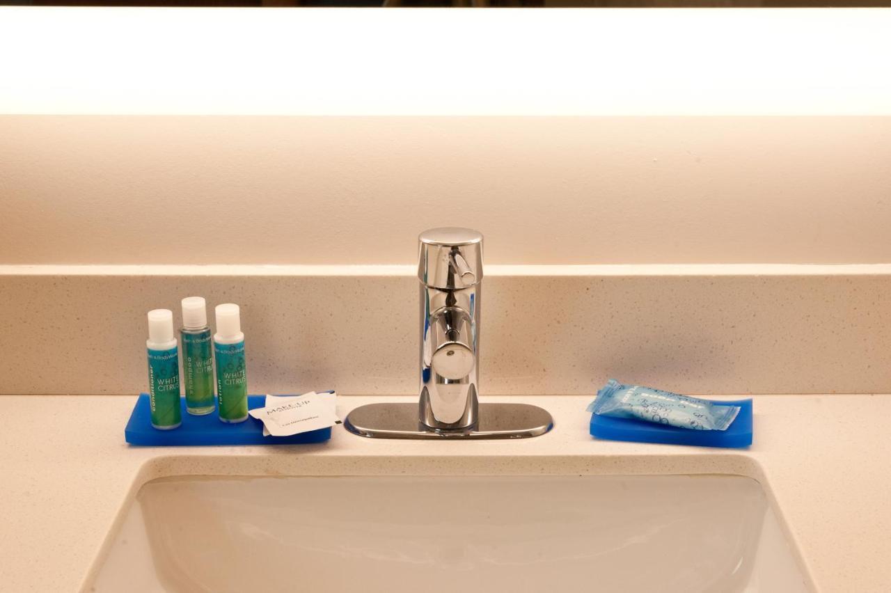 Holiday Inn Express Hotel & Suites Scott-Lafayette West By Ihg Extérieur photo
